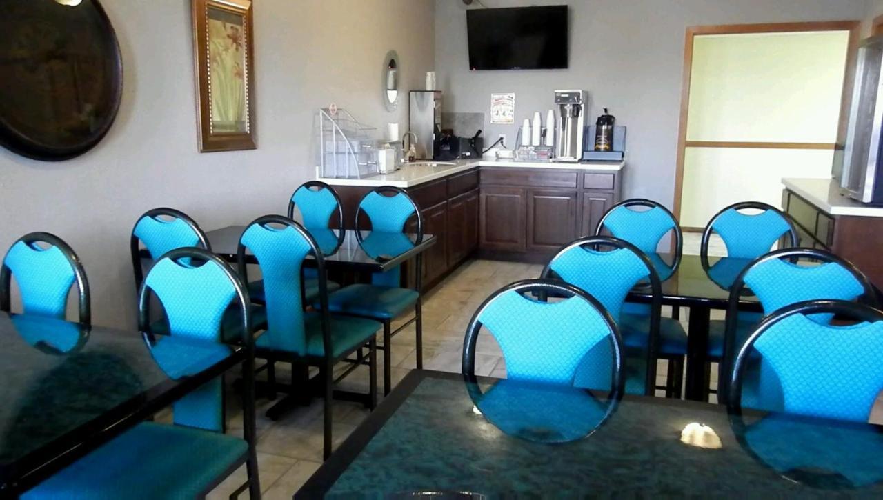 Super 8 Hotel Smithville Екстериор снимка